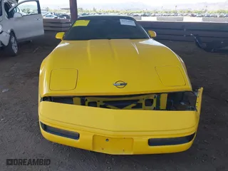 1995 Chevrolet Corvette with VIN 1G1YY22P1S5101368, listed as a IAAI auction lot 42074685 with 106,110 mi miles. Bid and sale history available at carsss.com. Image 12.