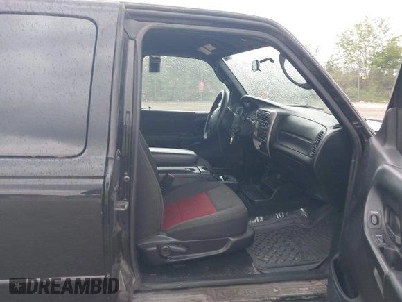 2005 Ford Ranger XLT z VIN 1FTZR45E45PA71225, wystawiony jako IAAI lot #42544649 z przebiegiem 141 850 mil mil oraz . Historia ofert i sprzedaży dostępna na DreamBid. Obrazek 5.
