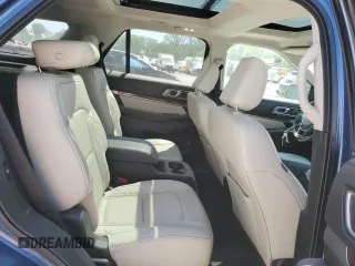 2018 Ford Explorer Platinum z VIN 1FM5K8HT3JGB02703, wystawiony jako Copart lot #57091735 z przebiegiem 90 921 mil mil oraz Szkoda całkowita • Salvage title. Historia ofert i sprzedaży dostępna na DreamBid. Obrazek 11.