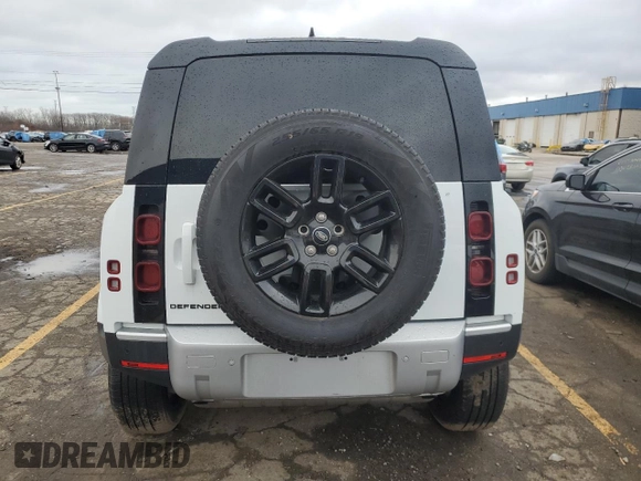 2024 Land Rover Defender with VIN SALEJEEU5R2294453, listed as a Copart auction lot 81568094 with Not provided miles and Non repairable. Bid and sale history available at DreamBid. Image 6.
