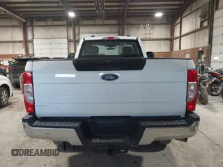 2022 Ford F-250 XL с VIN 1FTBF2B61NEF95875, выставлен на аукционе IAAI как лот 41577817 с пробегом 14 901 миль миль и . История ставок и продаж доступна на DreamBid. Изображение 16.