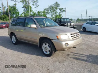 2004 Toyota Highlander z VIN JTEDP21A840042076, wystawiony jako IAAI lot #42385763 z przebiegiem 198 565 mil mil oraz . Historia ofert i sprzedaży dostępna na DreamBid. Obrazek 1.