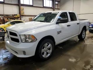 2023 Ram 1500 Express z VIN 1C6RR7KG4PS529490, wystawiony jako Copart lot #84626484 z przebiegiem 45 627 mil mil oraz Czysty tytuł • Clean title. Historia ofert i sprzedaży dostępna na DreamBid. Obrazek 1.