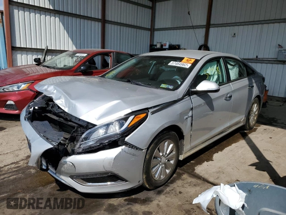 2016 Hyundai Sonata Hybrid SE with VIN KMHE24L18GA010996, listed as a Copart auction lot 57464962 with 32,458 mi miles. Bid and sale history available at carsss.com. Image 2.