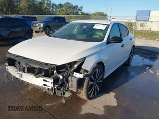 2020 Nissan Altima 2.5 SR with VIN 1N4BL4CV6LC261124, listed as a IAAI auction lot 41771341 with 102,289 mi miles. Bid and sale history available at carsss.com. Image 18.