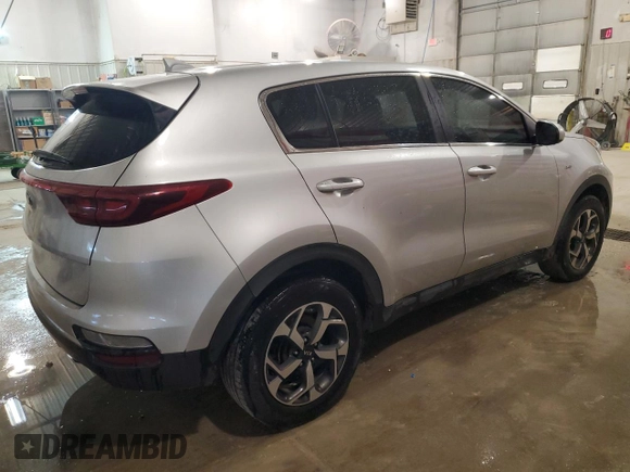 2020 Kia Sportage LX with VIN KNDPMCAC5L7800852, listed as a Copart auction lot 42690505 with 121,398 mi miles and Clean Title. Bid and sale history available at carsss.com. Image 3.