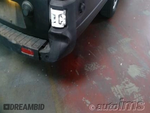 2019 Ford Transit z VIN 1FTBW3XM3KKA14967, wystawiony jako IAAI lot #42375484 z przebiegiem 112 103 mil mil oraz . Historia ofert i sprzedaży dostępna na DreamBid. Obrazek 10.