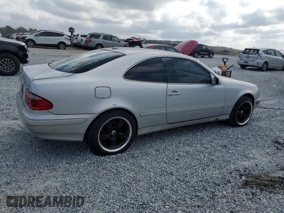 2002 Mercedes-Benz CLK 320/430 with VIN WDBLJ65GX2T095749, listed as a Copart auction lot 78332434 with 227,580 mi miles and Clean Title. Bid and sale history available at DreamBid. Image 3.