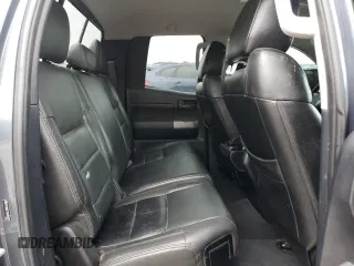 2010 Toyota Tundra z VIN 5TFUW5F15AX101377, wystawiony jako Copart lot #55348565 z przebiegiem 182 147 mil mil oraz Szkoda całkowita • Salvage title. Historia ofert i sprzedaży dostępna na DreamBid. Obrazek 10.