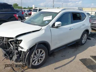 2019 Nissan Rogue SV с VIN KNMAT2MT0KP541667, выставлен на аукционе IAAI как лот 42299801 с пробегом 135 381 миль миль и . История ставок и продаж доступна на DreamBid. Изображение 17.