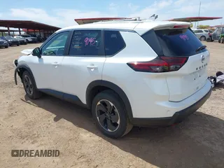 2025 Nissan Rogue SV with VIN 5N1BT3BA4SC796336, listed as a IAAI auction lot 42121637 with 10,193 mi miles. Bid and sale history available at carsss.com. Image 3.