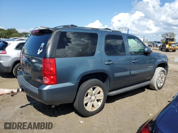 2008 GMC Yukon SLT w/4SB with VIN 1GKFC13078R184027, listed as a Copart auction lot 73635254 with 195,030 mi miles and Salvage Title. Bid and sale history available at carsss.com. Image 3.