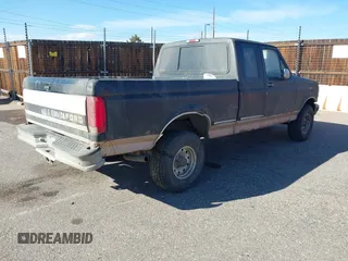 1996 Ford F-150 with VIN 1FTEX14N0TKA41914, listed as a IAAI auction lot 41724340 with 158,652 mi miles. Bid and sale history available at carsss.com. Image 4.