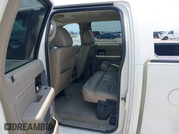 2008 Ford F-150 XLT с VIN 1FTPW12V98FA94593, выставлен на аукционе IAAI как лот 42402977 с пробегом 220 465 миль миль и . История ставок и продаж доступна на DreamBid. Изображение 8.