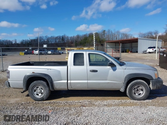 2005 Dodge Dakota ST with VIN 1D7HE22K85S329397, listed as a IAAI auction lot 41597979 with 189,390 mi miles and . Bid and sale history available at DreamBid. Image 13.