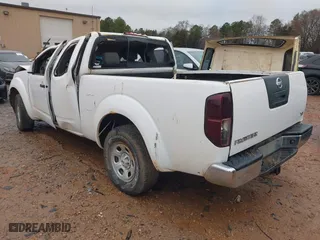 2007 Nissan Frontier XE with VIN 1N6BD06T47C451100, listed as a IAAI auction lot 41525551 with 203,428 mi miles. Bid and sale history available at carsss.com. Image 3.