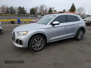 2022 Audi SQ5 Premium Plus z VIN WA1B4AFY3N2093361, wystawiony jako Copart lot #49511285 z przebiegiem 24 128 mil mil oraz Szkoda całkowita • Salvage title. Historia ofert i sprzedaży dostępna na DreamBid. Obrazek 1.