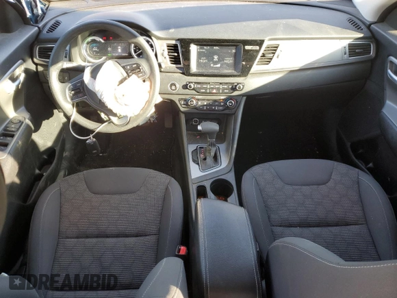 2018 Kia Niro LX with VIN KNDCB3LC0J5177991, listed as a Copart auction lot 47034345 with 52,378 mi miles and Salvage Title. Bid and sale history available at carsss.com. Image 8.