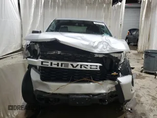 2019 Chevrolet Silverado 1500 Custom with VIN 1GCRYBEH0KZ395614, listed as a Copart auction lot 82385934 with 54,289 mi miles and Salvage Title. Bid and sale history available at DreamBid. Image 5.