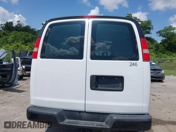 2016 Chevrolet Express Cargo с VIN 1GCWGAFF4G1120265, выставлен на аукционе IAAI как лот 42418318 с пробегом Не указан миль и . История ставок и продаж доступна на DreamBid. Изображение 16.