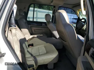 2006 Lincoln Navigator Luxury with VIN 5LMFU275X6LJ12879, listed as a Copart auction lot 85471574 with 230,864 mi miles and Salvage Title. Bid and sale history available at carsss.com. Image 11.