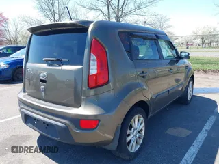 2012 Kia Soul + with VIN KNDJT2A68C7458729, listed as a IAAI auction lot 42002817 with 249,600 mi miles. Bid and sale history available at carsss.com. Image 4.