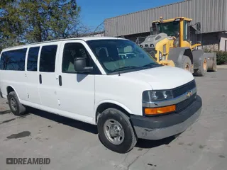 2016 Chevrolet Express Passenger LT with VIN 1GAZGPFGXG1284346, listed as a IAAI auction lot 41844084 with 74,555 mi miles. Bid and sale history available at carsss.com. Image 1.