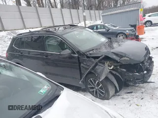 2019 Volkswagen Tiguan SE z VIN 3VV2B7AX5KM092909, wystawiony jako IAAI lot #41645271 z przebiegiem 59 460 mil mil oraz . Historia ofert i sprzedaży dostępna na DreamBid. Obrazek 13.