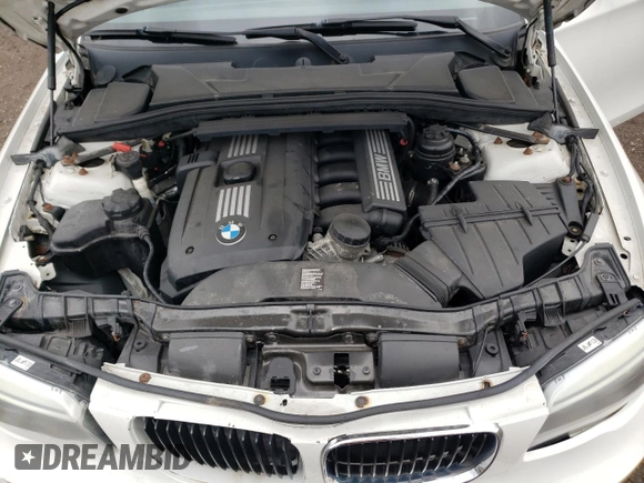 2012 BMW 1 Series 128i z VIN WBAUL7C52CVM82032, wystawiony jako Copart lot #78798994 z przebiegiem 225 268 mil mil oraz Czysty tytuł • Clean title. Historia ofert i sprzedaży dostępna na DreamBid. Obrazek 11.