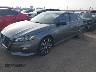 2021 Nissan Altima 2.5 SR with VIN 1N4BL4CV1MN342537, listed as a IAAI auction lot 41562189 with 68,467 mi miles. Bid and sale history available at carsss.com. Image 17.
