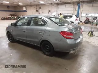 2017 Mitsubishi Mirage ES z VIN ML32F3FJ2HH001806, wystawiony jako IAAI lot #41742107 z przebiegiem 122 951 mil mil oraz . Historia ofert i sprzedaży dostępna na DreamBid. Obrazek 3.