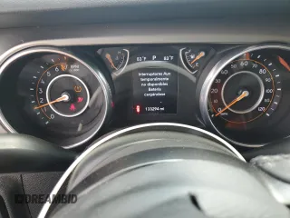 2018 Jeep Wrangler Unlimited Sport S z VIN 1C4HJXDG9JW143513, wystawiony jako Copart lot #55415625 z przebiegiem 133 294 mil mil oraz Szkoda całkowita • Salvage title. Historia ofert i sprzedaży dostępna na DreamBid. Obrazek 9.