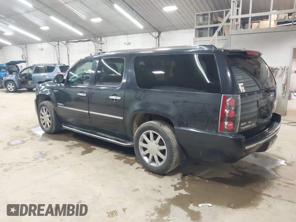 2012 GMC Yukon XL Denali with VIN 1GKS2MEF9CR323393, listed as a IAAI auction lot 41983097 with Not Provided miles. Bid and sale history available at carsss.com. Image 3.