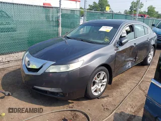 2010 Acura TL Technology z VIN 19UUA8F57AA011946, wystawiony jako IAAI lot #42398799 z przebiegiem 181 476 mil mil oraz . Historia ofert i sprzedaży dostępna na DreamBid. Obrazek 2.