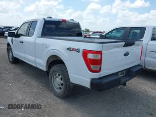 2022 Ford F-150 XL with VIN 1FTFX1E50NKD43886, listed as a IAAI auction lot 42512740 with 76,204 mi miles and . Bid and sale history available at DreamBid. Image 3.