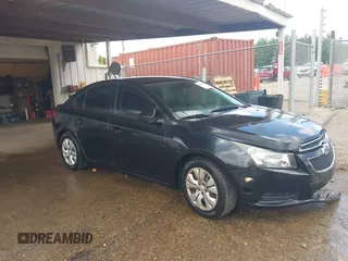 2014 Chevrolet Cruze LS z VIN 1G1PA5SH5E7459527, wystawiony jako IAAI lot #42358120 z przebiegiem 219 220 mil mil oraz . Historia ofert i sprzedaży dostępna na DreamBid. Obrazek 1.