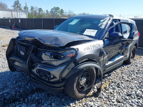 2021 Ford Police Interceptor z VIN 1FM5K8ACXMNA03127, wystawiony jako IAAI lot #41732905 z przebiegiem 73 398 mil mil oraz . Historia ofert i sprzedaży dostępna na DreamBid. Obrazek 2.