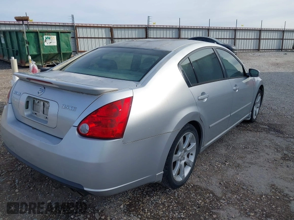 2007 Nissan Maxima 3.5 SE with VIN 1N4BA41E77C825488, listed as a IAAI auction lot 41850268 with 194,150 mi miles. Bid and sale history available at carsss.com. Image 4.