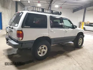 2000 Ford Explorer XLT с VIN 1FMZU83PXYZA51396, выставлен на аукционе Copart как лот 62365505 с пробегом 230 018 миль миль и Списание • Salvage title. История ставок и продаж доступна на DreamBid. Изображение 3.