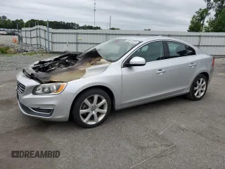 2016 Volvo S60 T5 Drive-E Premier z VIN YV126MFK6G2409636, wystawiony jako Copart lot #58510205 z przebiegiem Nie podano mil oraz Szkoda całkowita • Salvage title. Historia ofert i sprzedaży dostępna na DreamBid. Obrazek 1.
