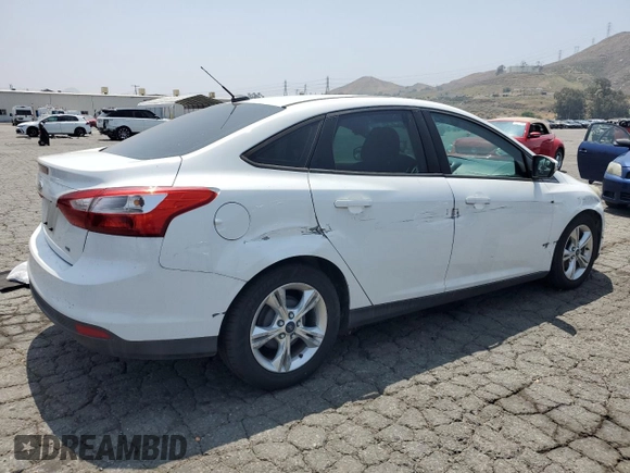 2014 Ford Focus SE with VIN 1FADP3F2XEL112632, listed as a Copart auction lot 55689465 with 135,170 mi miles and Salvage Title. Bid and sale history available at carsss.com. Image 3.