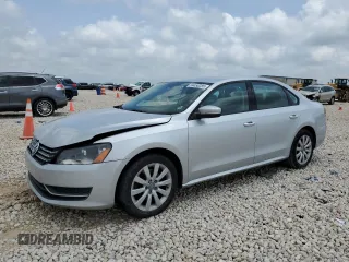 2015 Volkswagen Passat S with VIN 1VWAT7A37FC100520, listed as a Copart auction lot 54450285 with 97,468 mi miles and Salvage title. Bid and sale history available at DreamBid. Image 1.