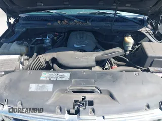 2002 Chevrolet Suburban LT with VIN 1GNEC16T02J249102, listed as a IAAI auction lot 42324409 with 174,591 mi miles and . Bid and sale history available at DreamBid. Image 10.
