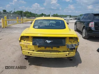 2015 Ford Mustang EcoBoost z VIN 1FA6P8TH1F5431521, wystawiony jako IAAI lot #42799574 z przebiegiem 147 337 mil mil oraz . Historia ofert i sprzedaży dostępna na DreamBid. Obrazek 16.