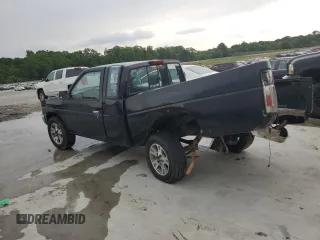 1994 Nissan Frontier XE z VIN 1N6SD16S3RC305688, wystawiony jako Copart lot #54371715 z przebiegiem 207 543 mil mil oraz Szkoda całkowita • Salvage title. Historia ofert i sprzedaży dostępna na DreamBid. Obrazek 2.