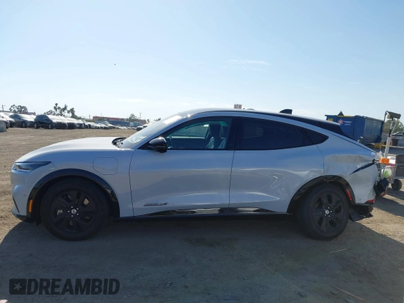 2022 Ford Mustang Mach-E California Route 1 with VIN 3FMTK2SU2NMA43869, listed as a IAAI auction lot 42153585 with 20,444 mi miles and . Bid and sale history available at DreamBid. Image 14.