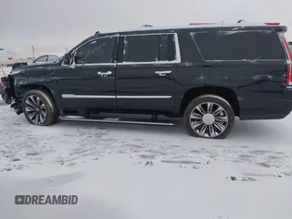 2015 Cadillac Escalade ESV Platinum z VIN 1GYS4UKJ0FR746571, wystawiony jako IAAI lot #38461309 z przebiegiem 65 724 mil mil oraz . Historia ofert i sprzedaży dostępna na DreamBid. Obrazek 14.