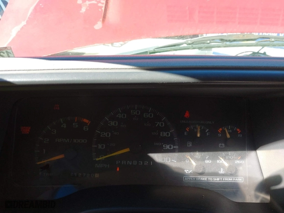 1999 Chevrolet Tahoe with VIN 3GNEK18R7XG189820, listed as a IAAI auction lot 41631906 with 212,720 mi miles. Bid and sale history available at carsss.com. Image 7.