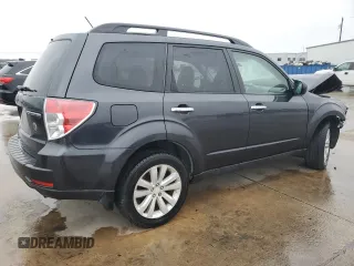 2012 Subaru Forester X Premium with VIN JF2SHBDC1CH431262, listed as a Copart auction lot 44617495 with Not Provided miles and Salvage Title. Bid and sale history available at DreamBid. Image 3.