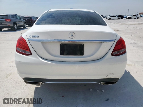 2018 Mercedes-Benz C 300 z VIN 55SWF4JB0JU274493, wystawiony jako Copart lot #53468055 z przebiegiem Nie podano mil oraz Szkoda całkowita • Salvage title. Historia ofert i sprzedaży dostępna na DreamBid. Obrazek 6.